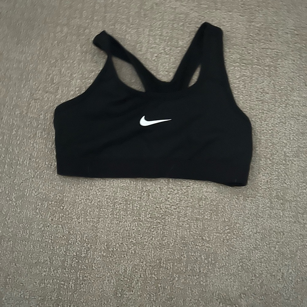 Girl Nike sports bra